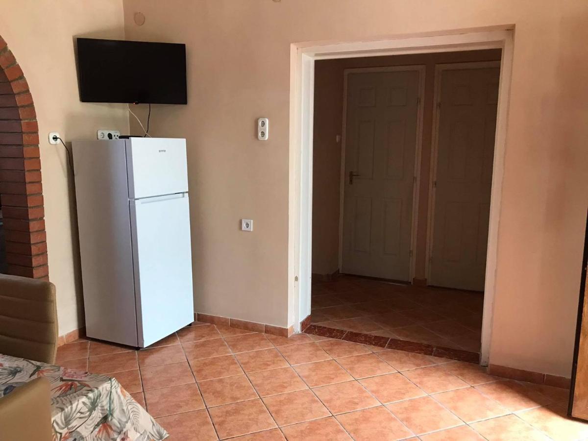 Tahiti Apartman Apartment Hajdúszoboszló Екстериор снимка