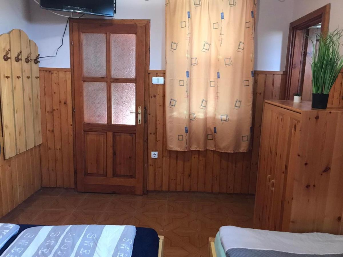 Tahiti Apartman Apartment Hajdúszoboszló Екстериор снимка