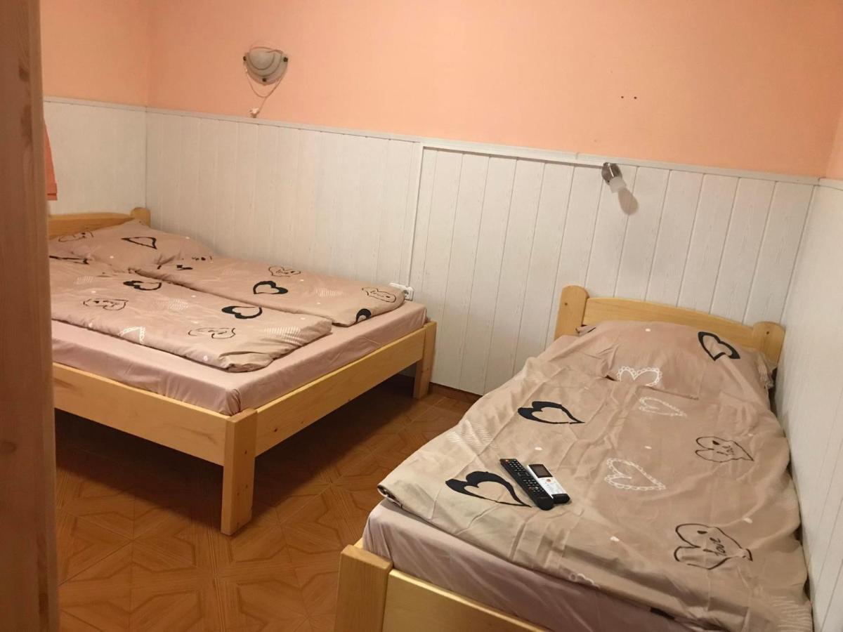 Tahiti Apartman Apartment Hajdúszoboszló Екстериор снимка