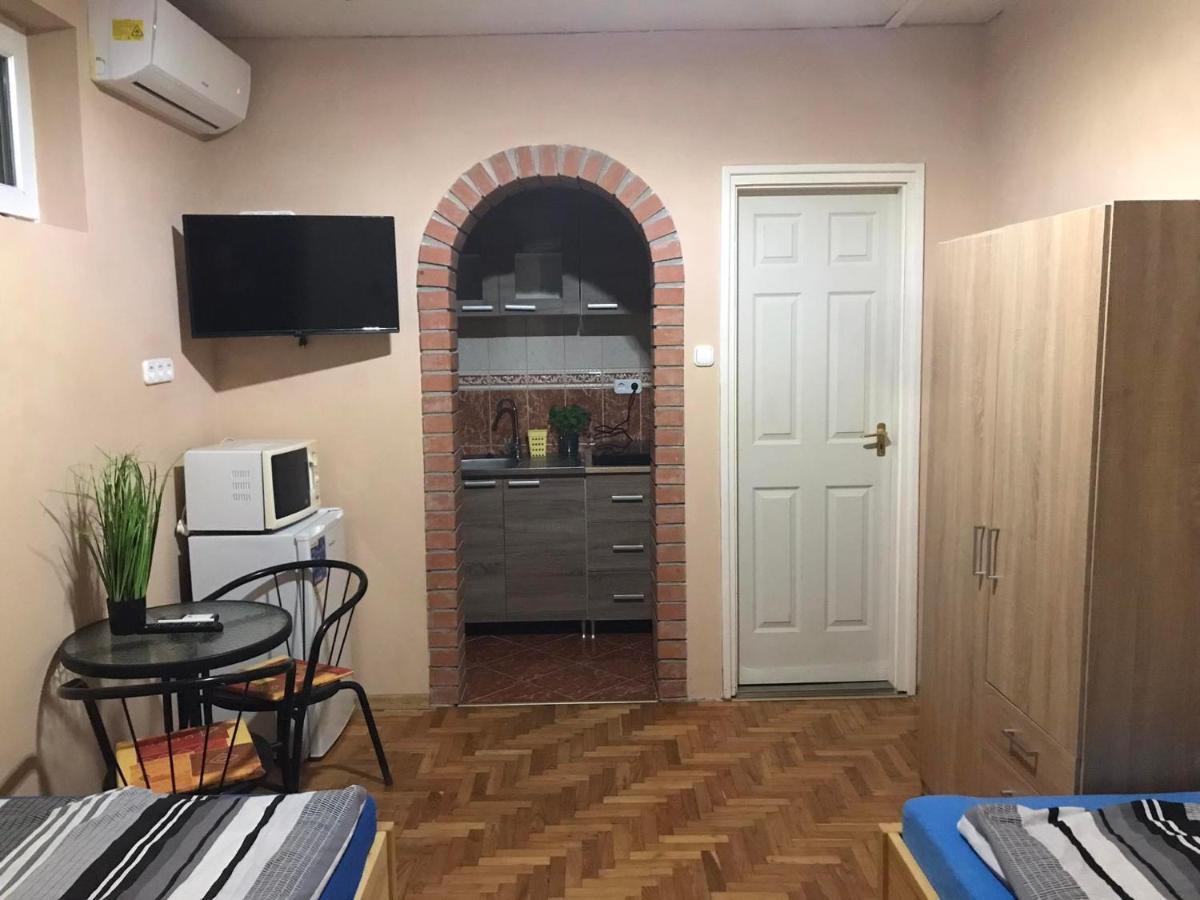 Tahiti Apartman Apartment Hajdúszoboszló Екстериор снимка